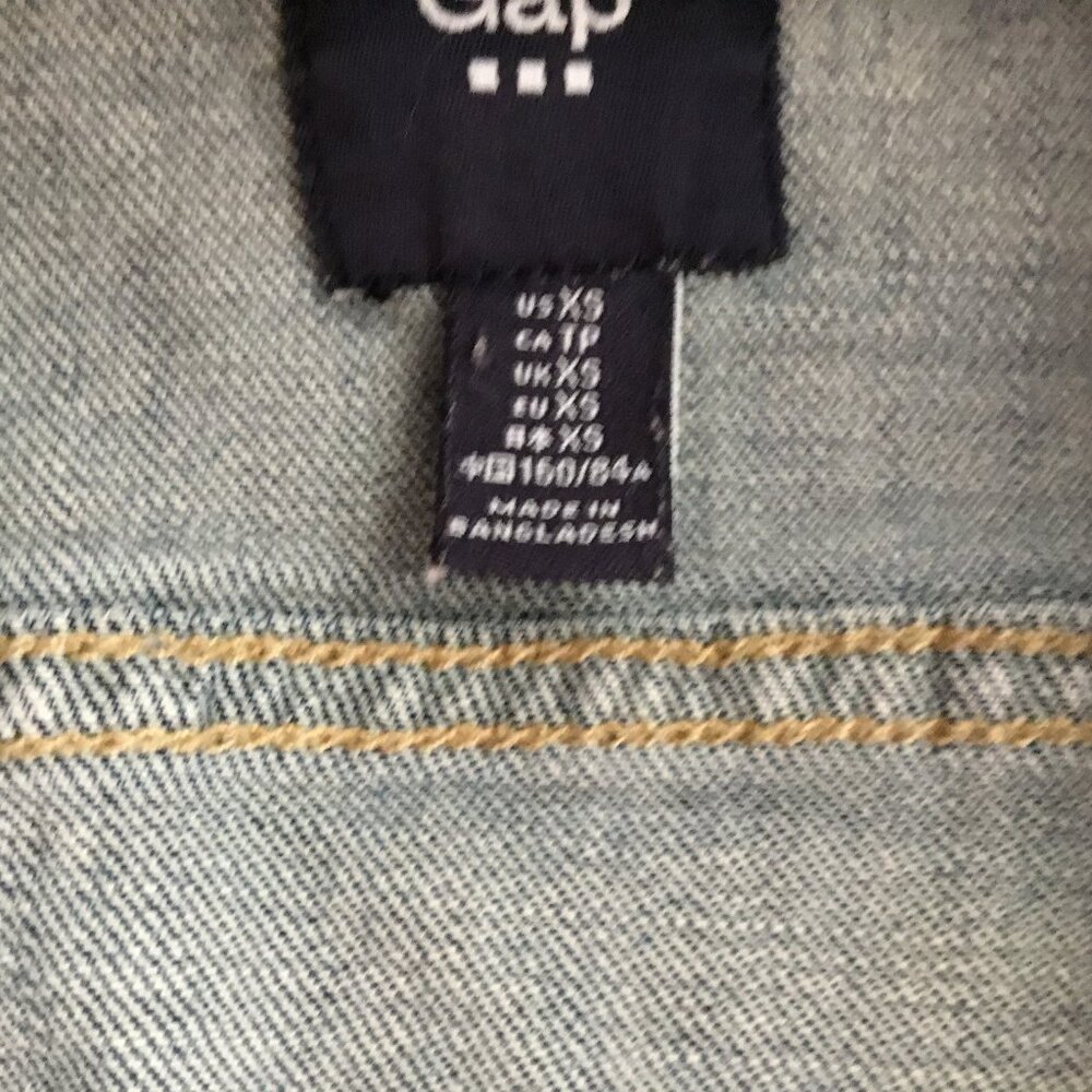 Vest - Picture 3 of 3
